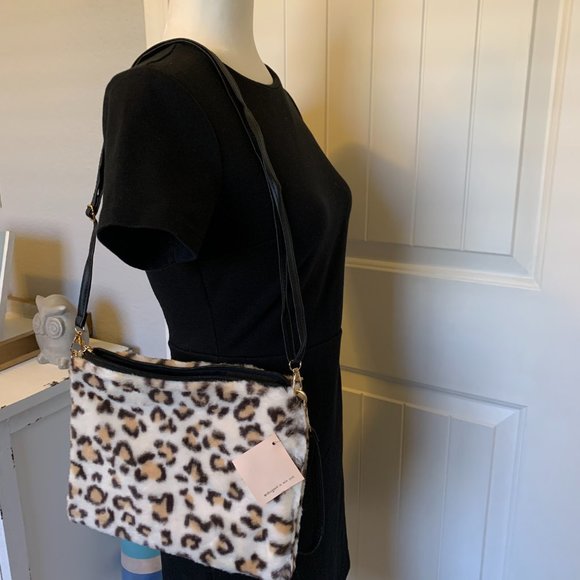 RESELLER BUNDLE 2 ANIMAL PRINT BAGS/WALLETS - 6 TOTAL - ALL NWT - AMAZING SALE - Picture 12 of 16